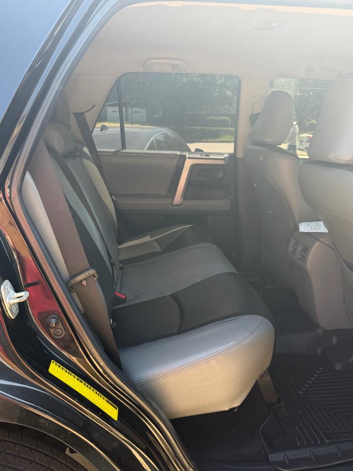 Toyota 4Runner SR5 2WD 2012