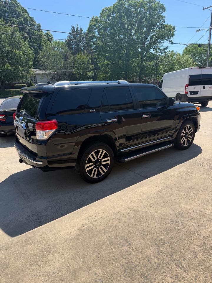 Toyota 4Runner SR5 2WD 2012