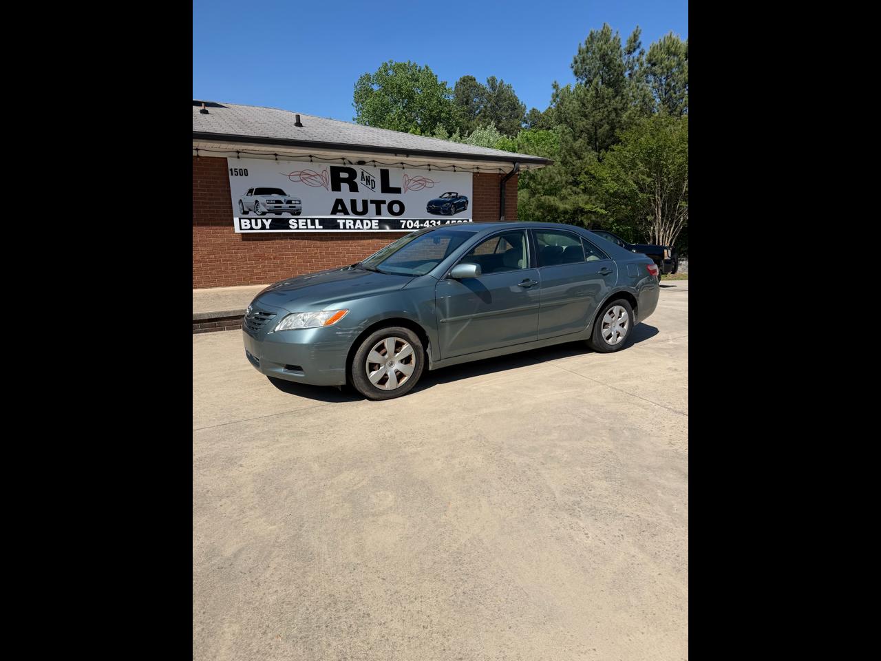 2009 Toyota Camry SE 5-Spd AT