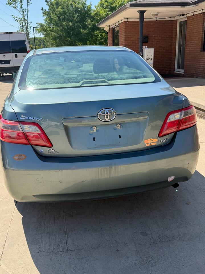 Toyota Camry SE 5-Spd AT 2009