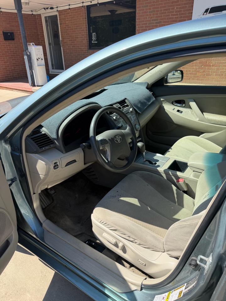 Toyota Camry SE 5-Spd AT 2009