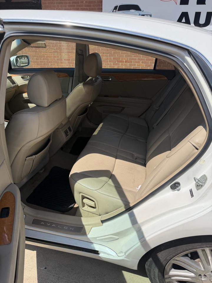 Toyota Avalon XL 2007