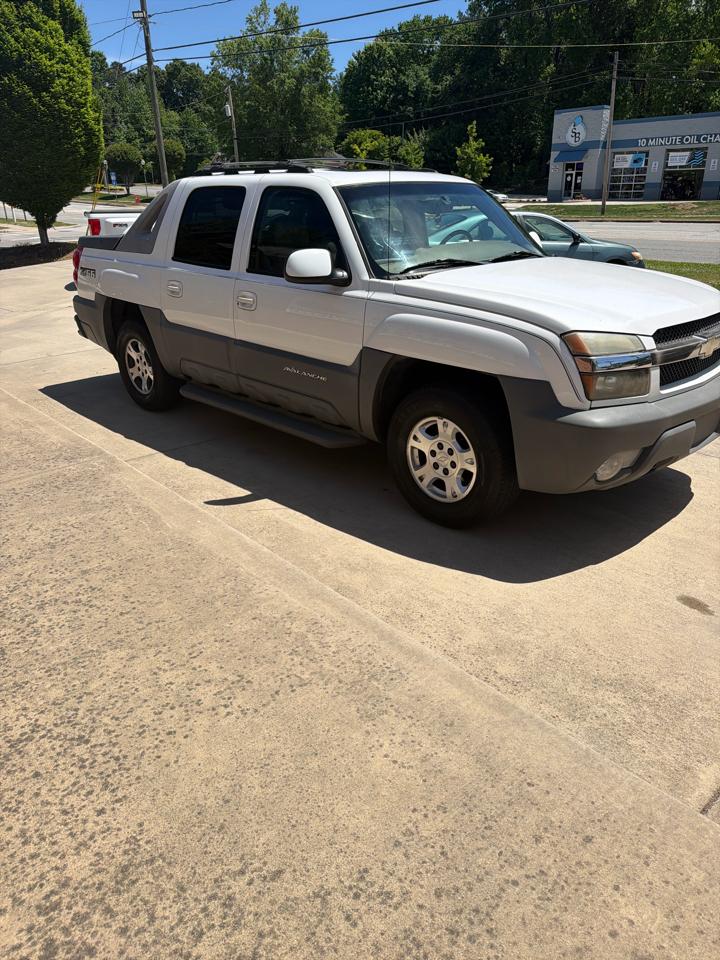 Chevrolet Avalanche 1500 2WD 2002