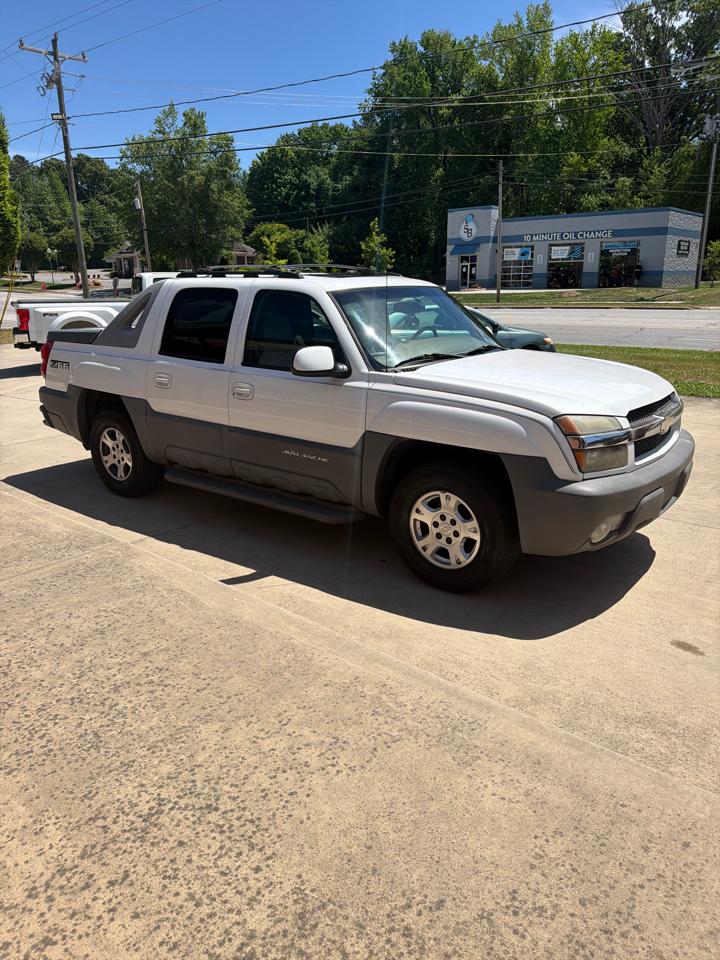 Chevrolet Avalanche 1500 2WD 2002