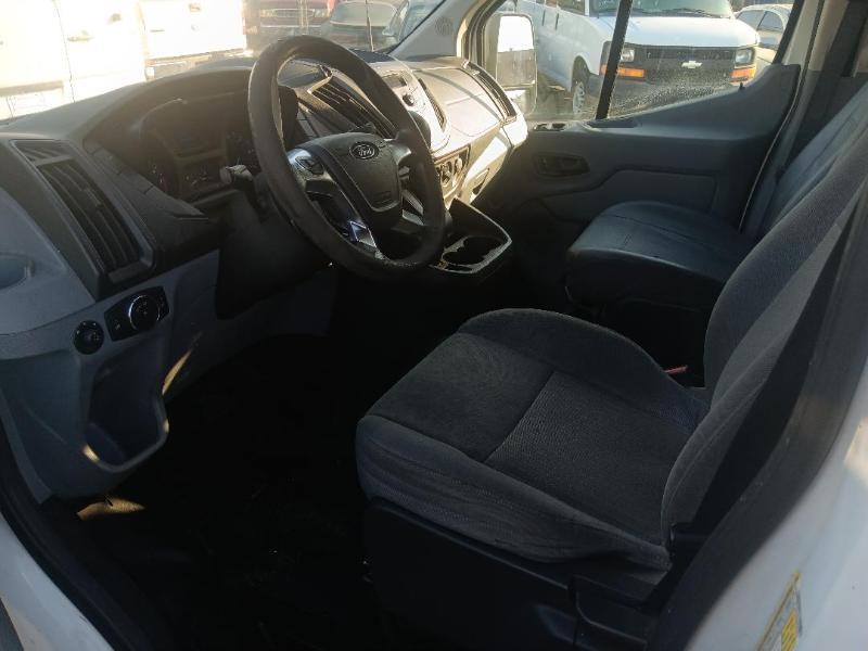 Ford Transit 250 Van Low Roof 60/40 Pass.130-in. WB 2016