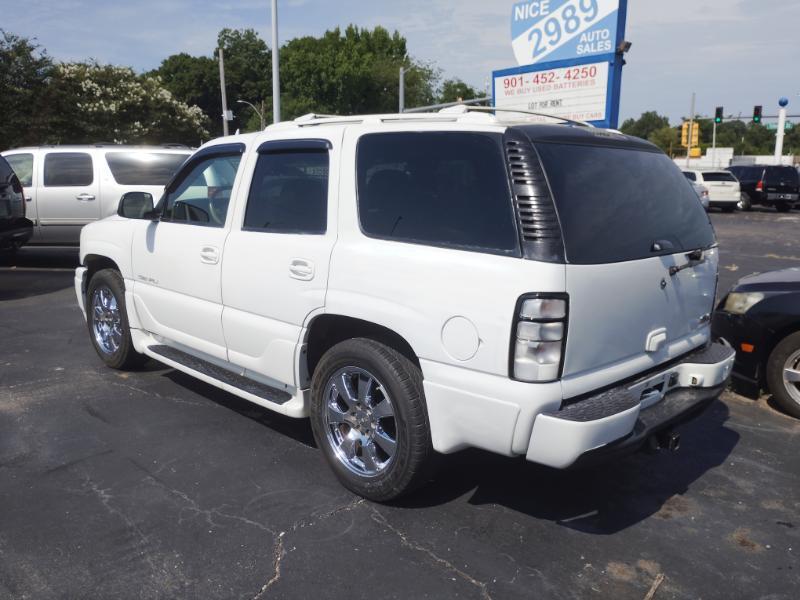 GMC Yukon Denali AWD 2006