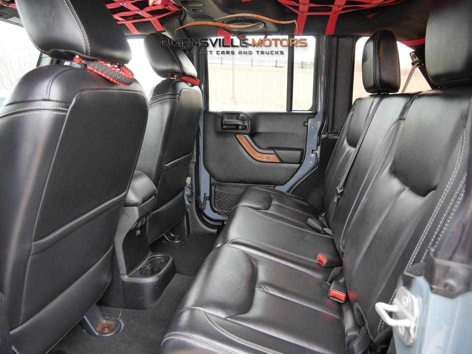 Jeep Wrangler Unlimited 4WD 4dr Rubicon X 2014