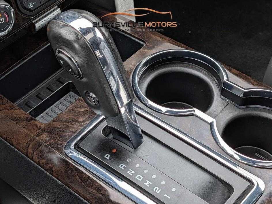 Ford F-150 4WD SuperCrew 145" King Ranch 2013