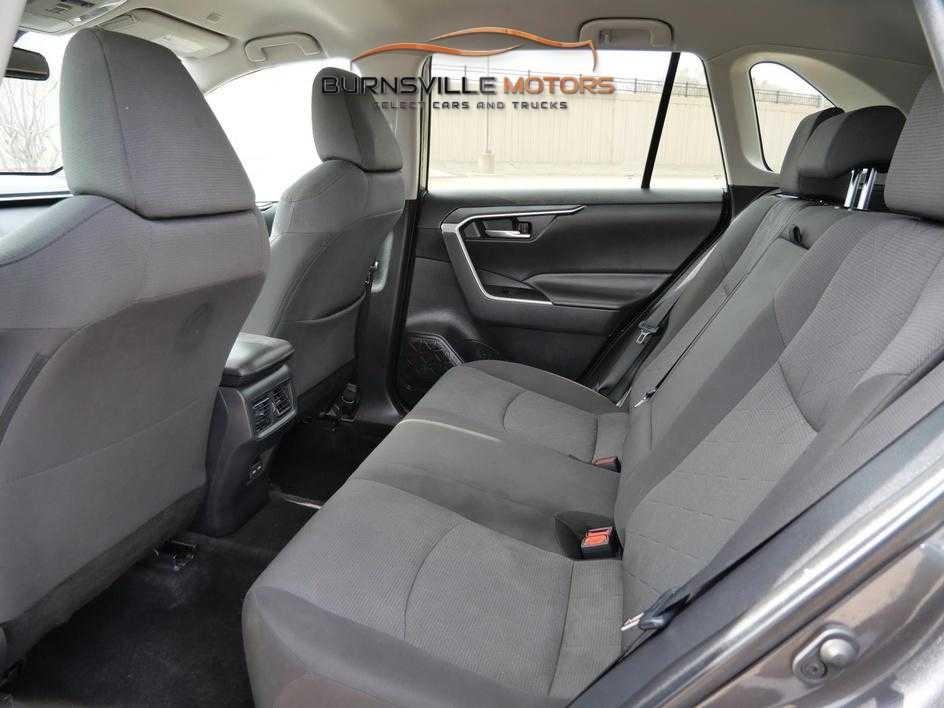 Toyota RAV4 XLE AWD (Natl) 2023