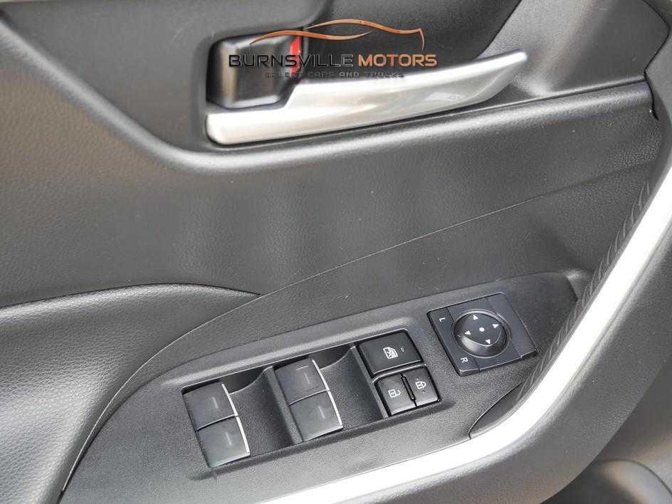 Toyota RAV4 XLE AWD (Natl) 2023