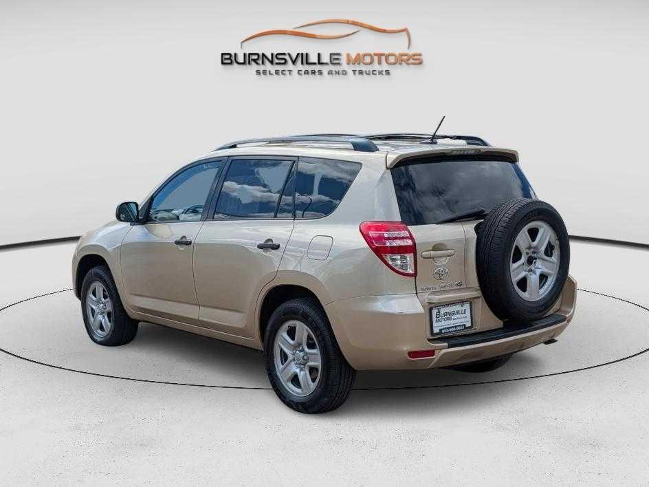 Toyota RAV4 4WD 4dr 4-cyl 4-Spd AT (Natl) 2010