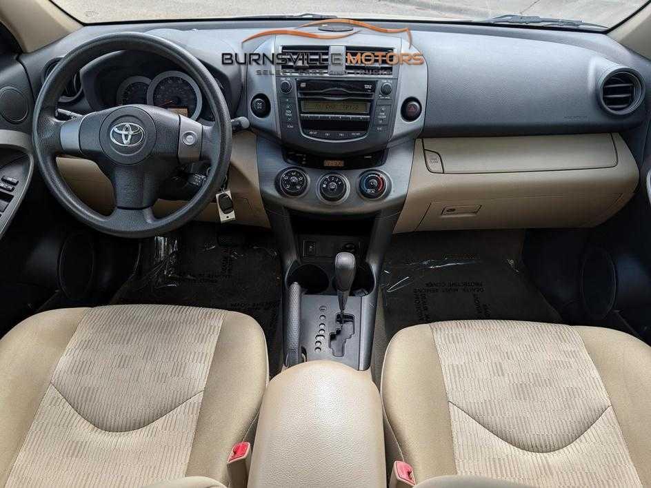 Toyota RAV4 4WD 4dr 4-cyl 4-Spd AT (Natl) 2010
