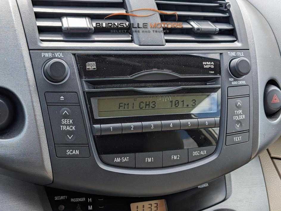 Toyota RAV4 4WD 4dr 4-cyl 4-Spd AT (Natl) 2010