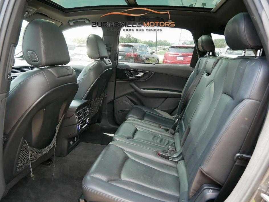 Audi Q7 SE Premium Plus 55 TFSI quattro 2019