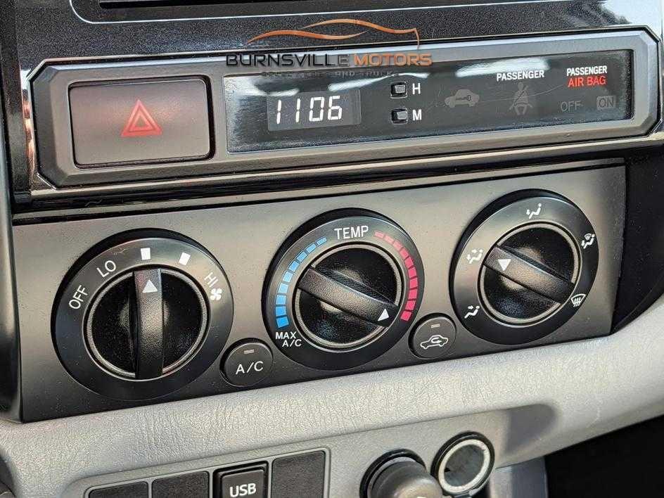 Toyota Tacoma 2WD Reg Cab I4 MT (Natl) 2014