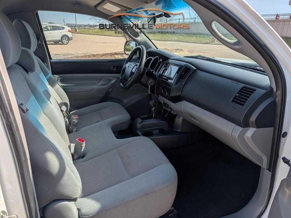 Toyota Tacoma 2WD Reg Cab I4 MT (Natl) 2014