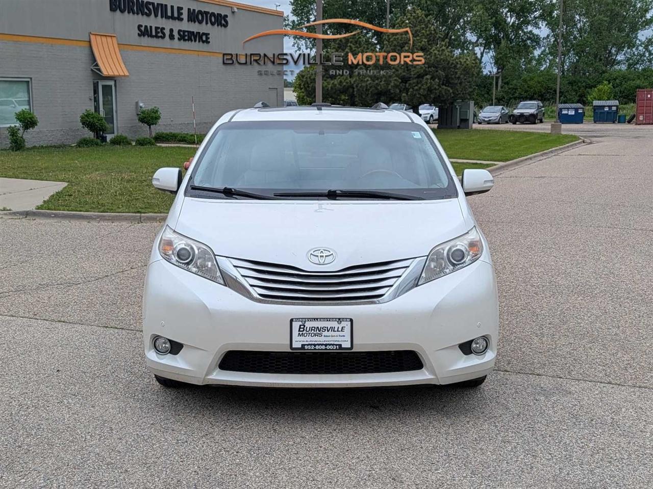 Toyota Sienna 5dr 7-Pass Van V6 Ltd AWD (Natl) 2014