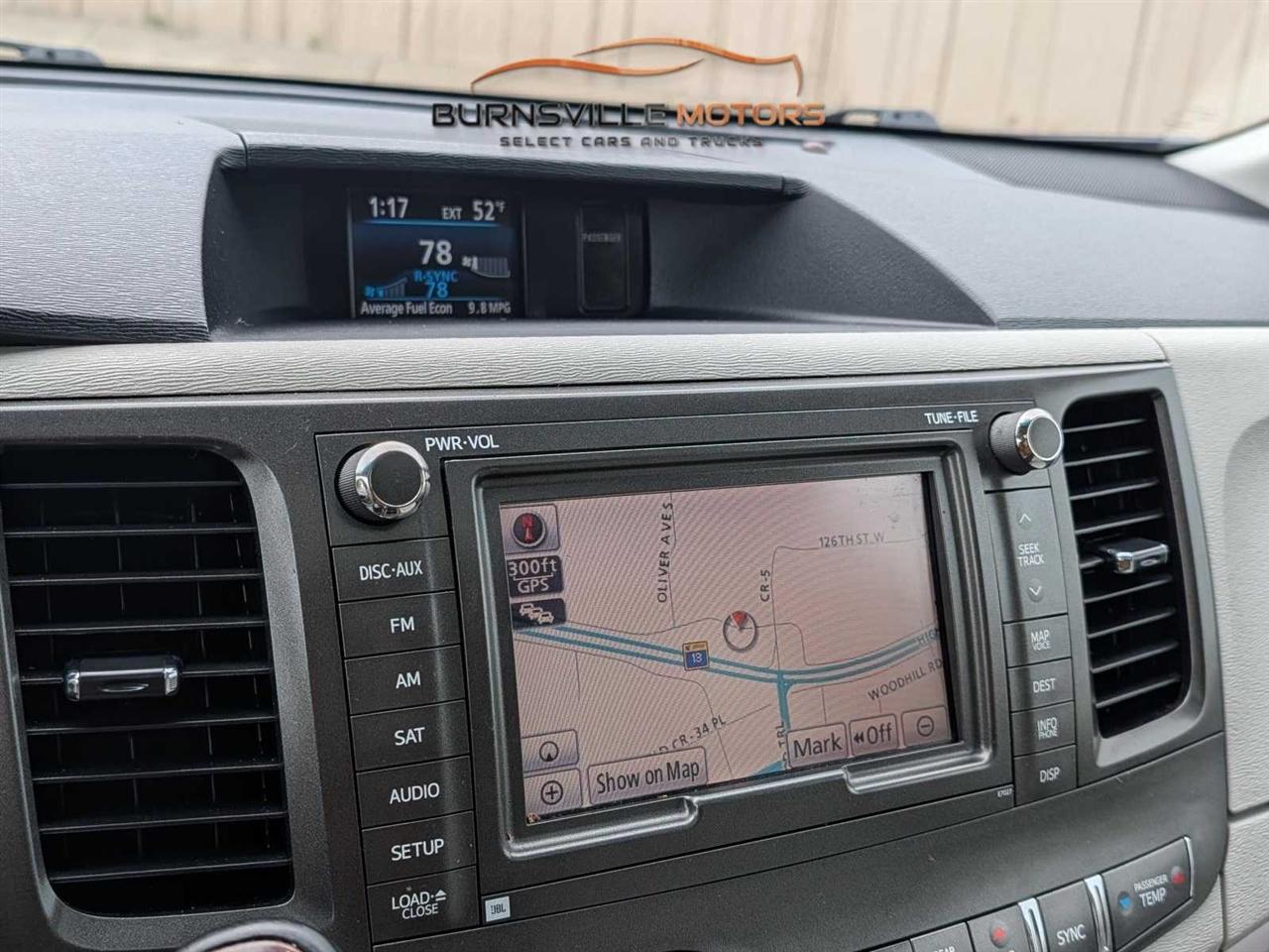 Toyota Sienna 5dr 7-Pass Van V6 Ltd AWD (Natl) 2014