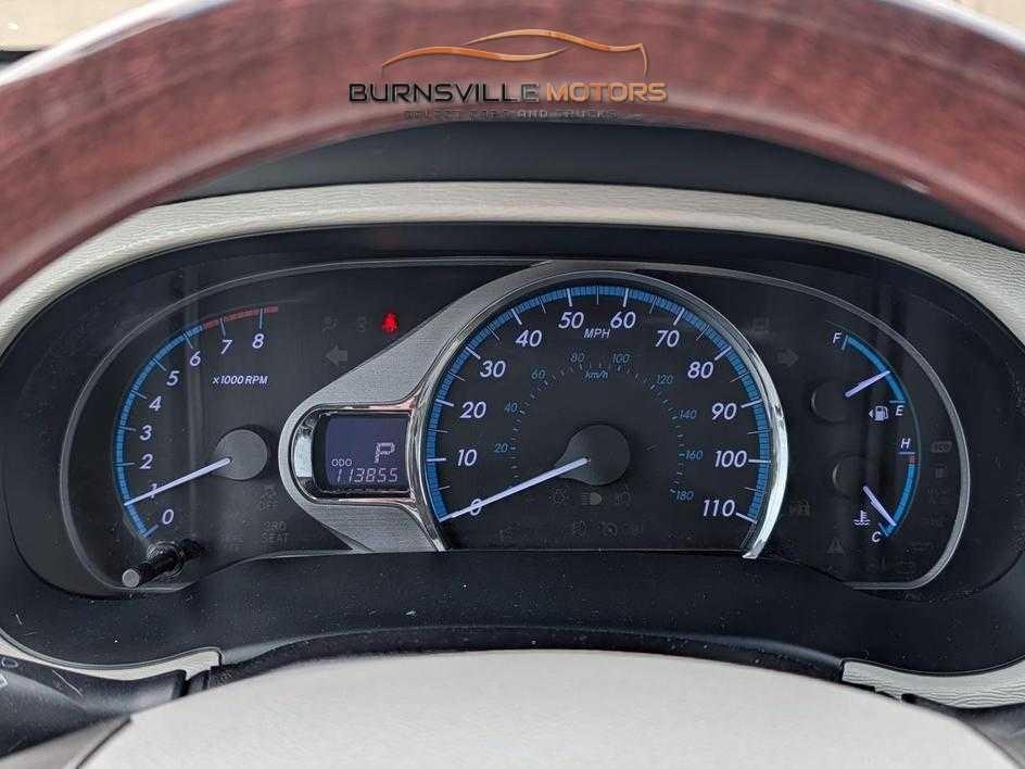 Toyota Sienna 5dr 7-Pass Van V6 Ltd AWD (Natl) 2014