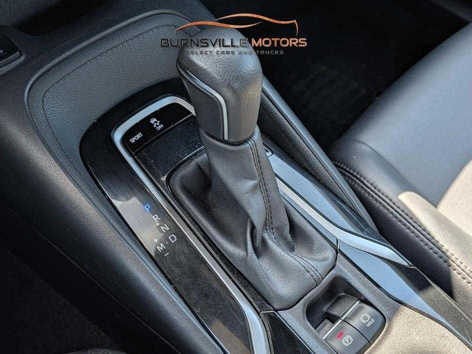 Toyota Corolla XSE CVT (Natl) 2020