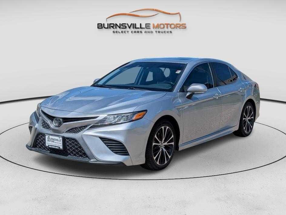 Toyota Camry XLE Auto (Natl) 2019