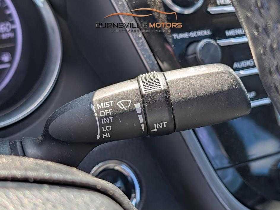 Toyota Camry XLE Auto (Natl) 2019