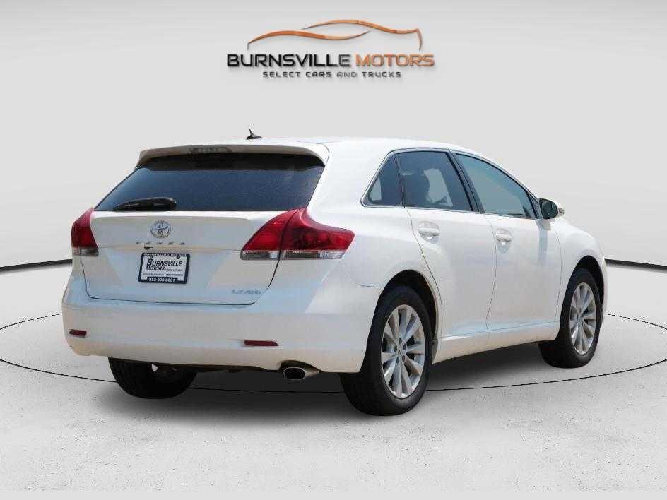 Toyota Venza 4dr Wgn I4 AWD XLE (Natl) 2015