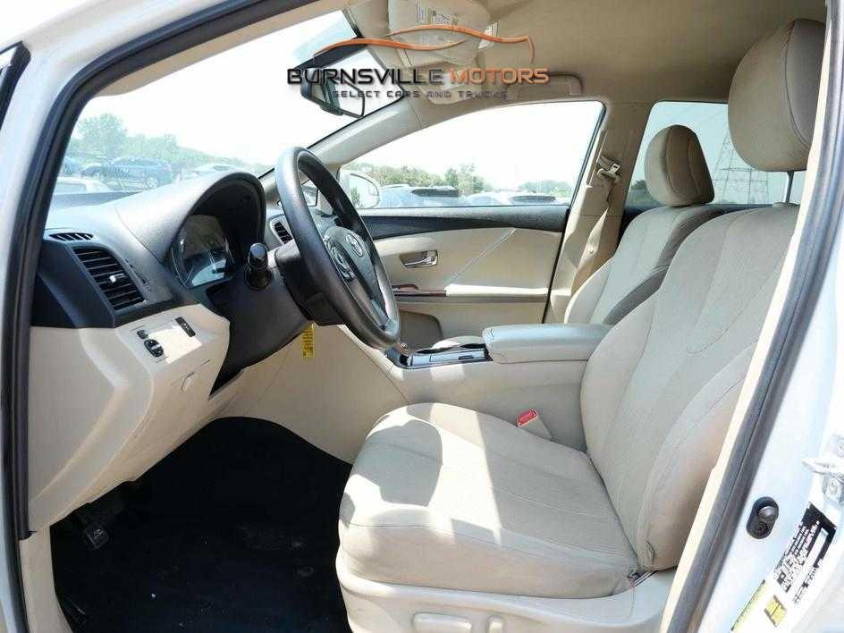 Toyota Venza 4dr Wgn I4 AWD XLE (Natl) 2015
