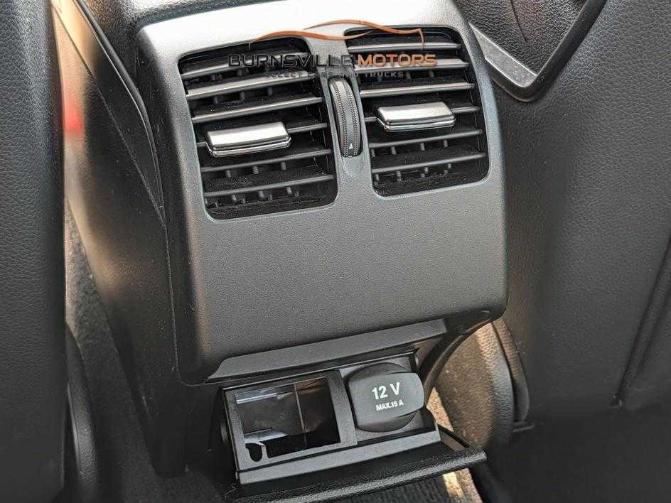 Mercedes-Benz C-Class 4dr Sdn C 300 Sport 4MATIC 2010