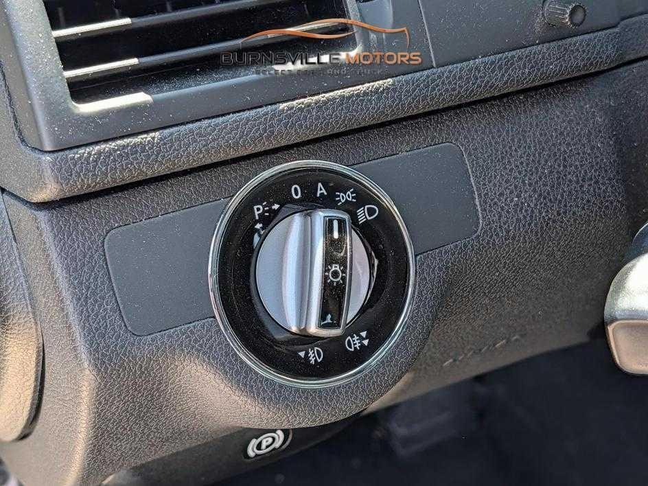 Mercedes-Benz C-Class 4dr Sdn C 300 Sport 4MATIC 2010