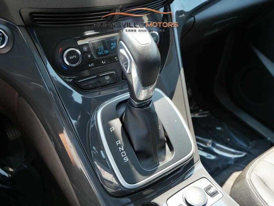 Ford Escape 4WD 4dr Titanium 2013