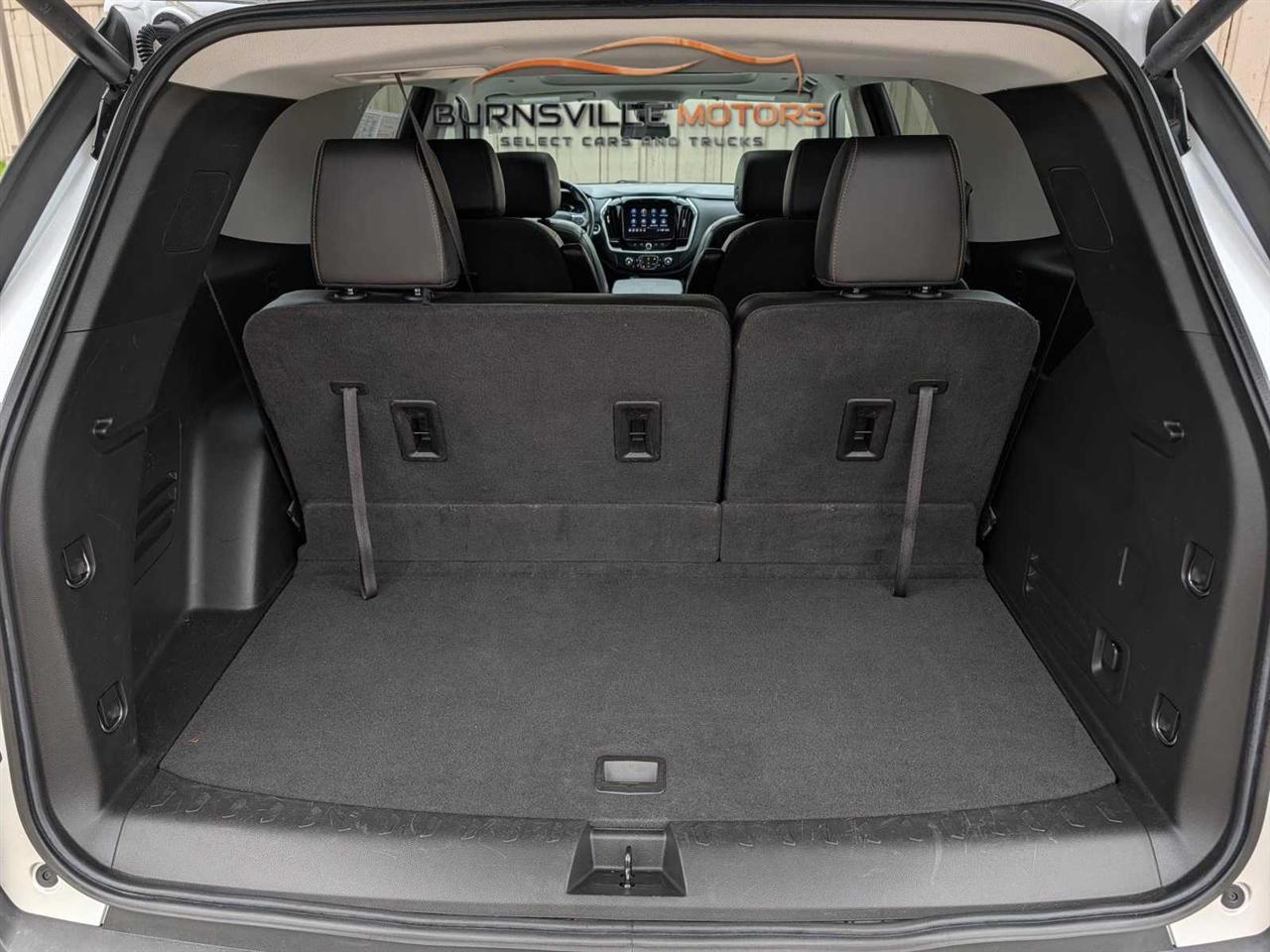 Chevrolet Traverse AWD 4dr LT Leather 2021