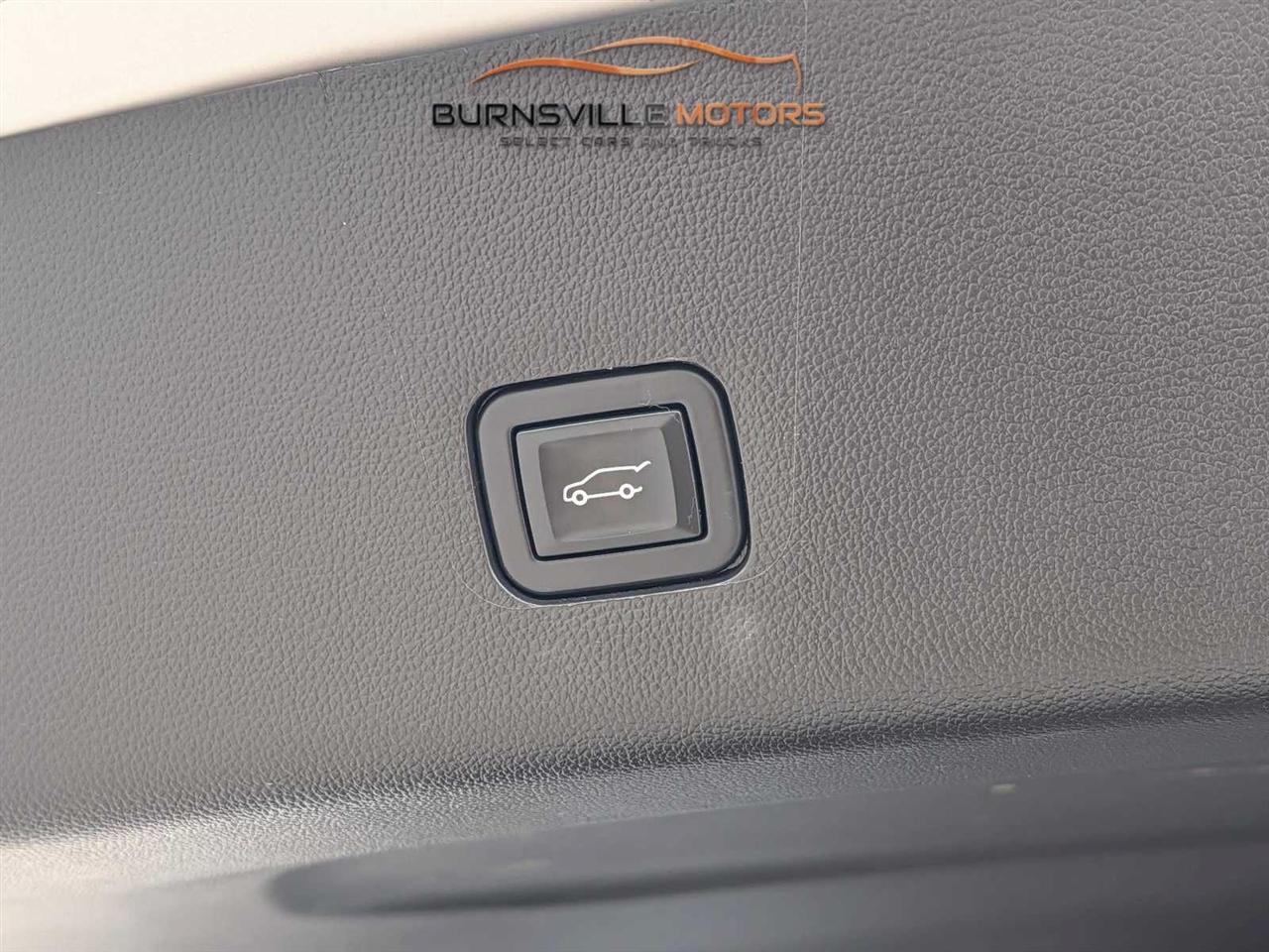 Chevrolet Traverse AWD 4dr LT Leather 2021