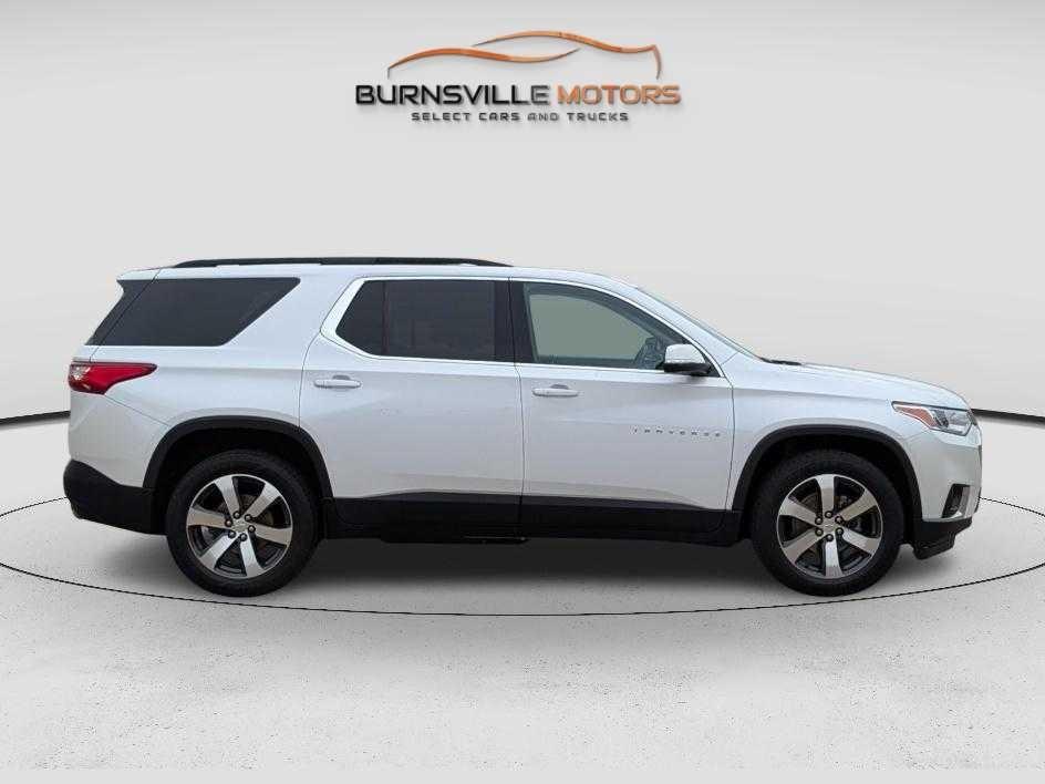Chevrolet Traverse AWD 4dr LT Leather 2021