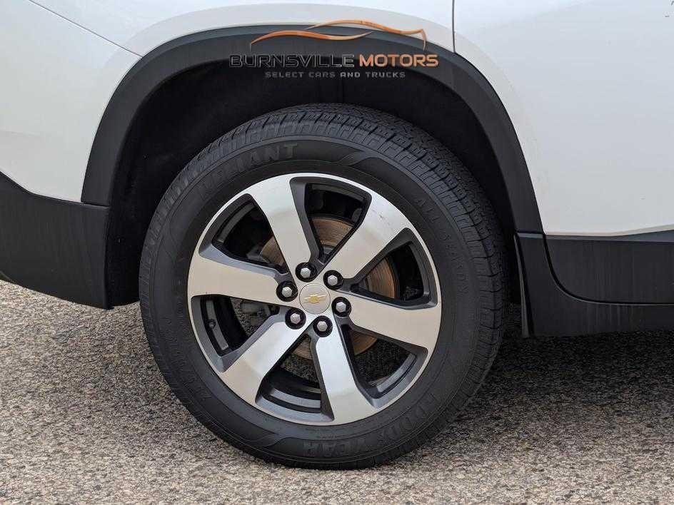 Chevrolet Traverse AWD 4dr LT Leather 2021