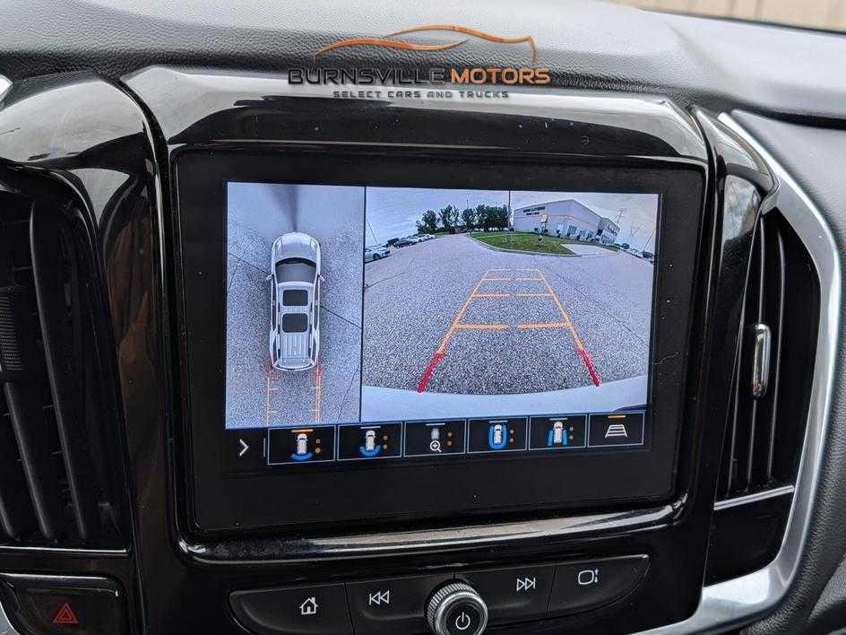 Chevrolet Traverse AWD 4dr LT Leather 2021
