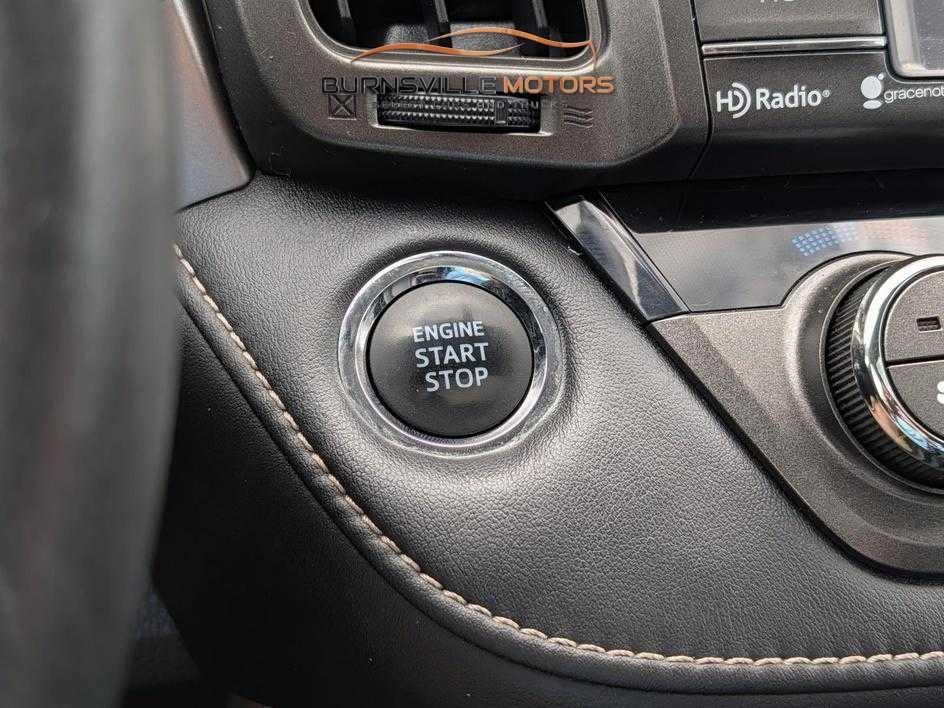Toyota RAV4 AWD 4dr Limited (Natl) 2014