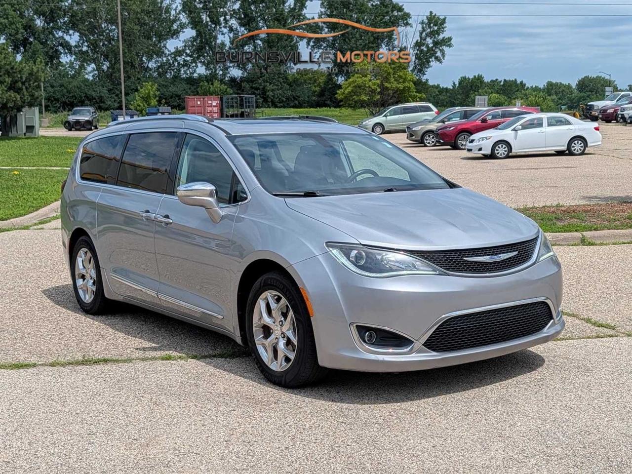 2019 Chrysler Pacifica Limited FWD