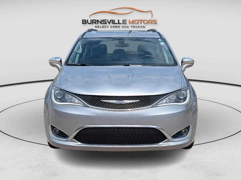 Chrysler Pacifica Limited FWD 2019