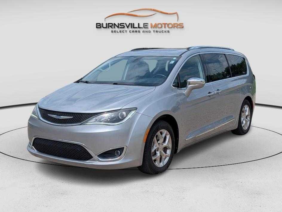 Chrysler Pacifica Limited FWD 2019
