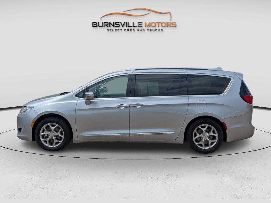 Chrysler Pacifica Limited FWD 2019