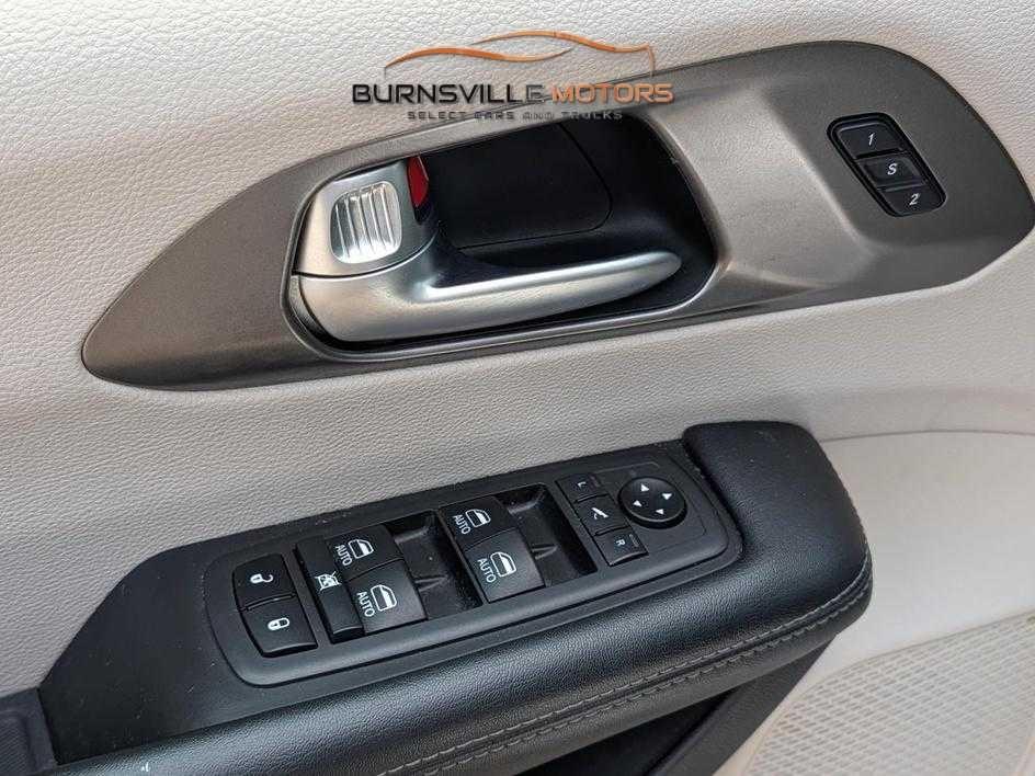 Chrysler Pacifica Limited FWD 2019