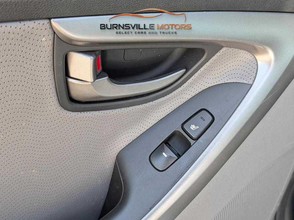 Hyundai Elantra 4dr Sdn Auto Limited PZEV (Ulsan Plant) 2013