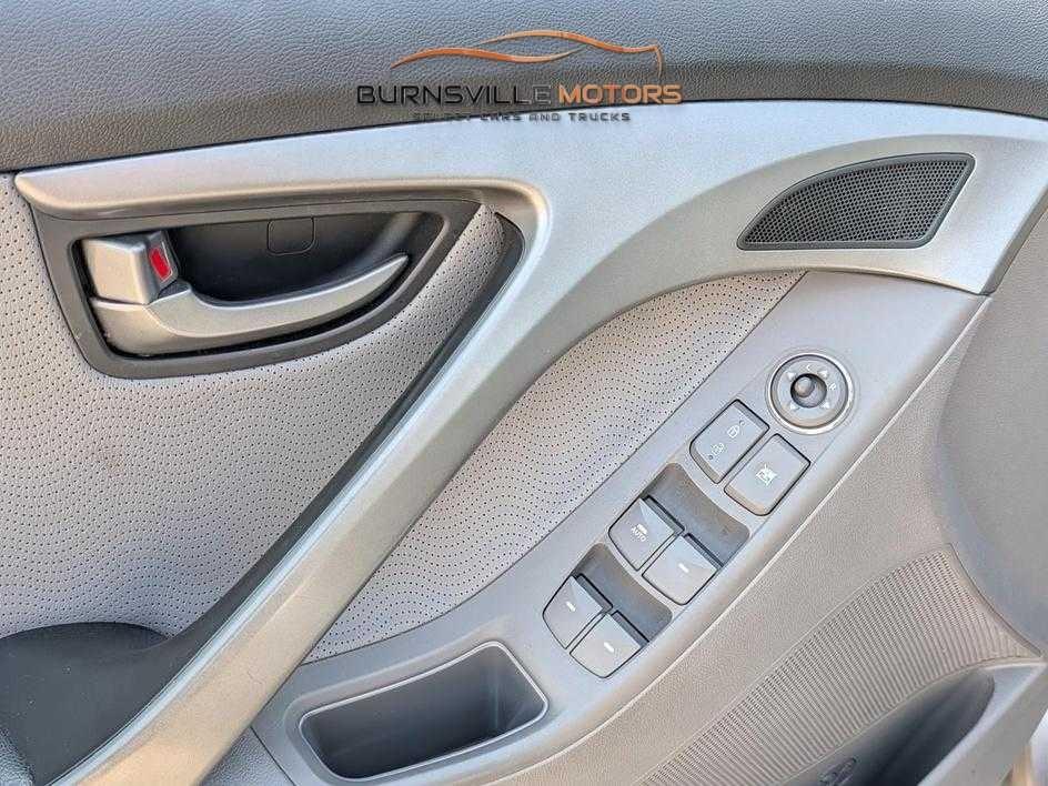 Hyundai Elantra 4dr Sdn Auto Limited PZEV (Ulsan Plant) 2013