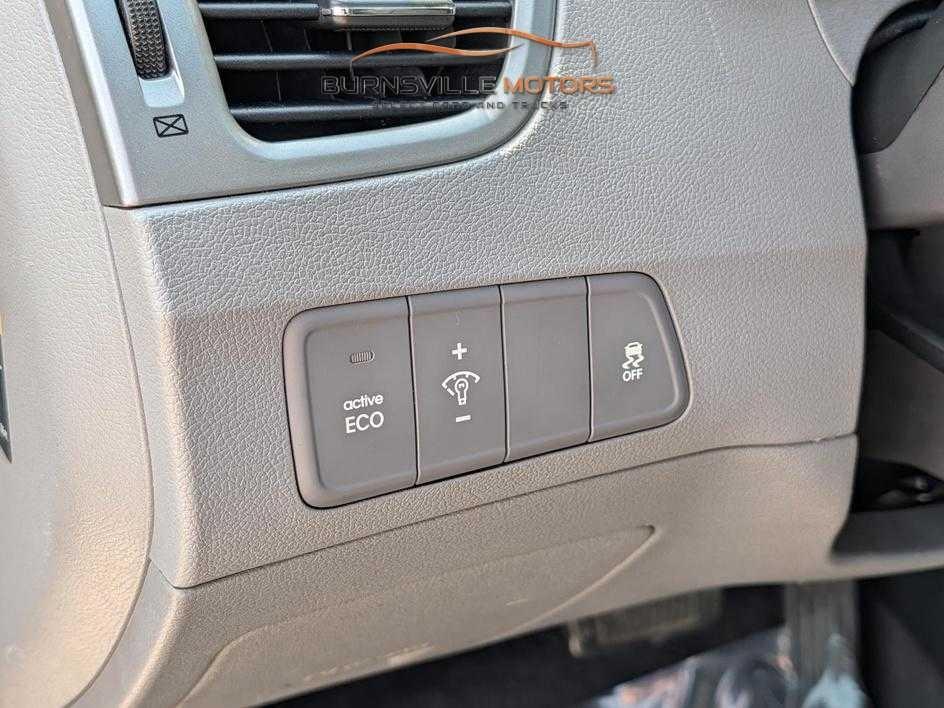 Hyundai Elantra 4dr Sdn Auto Limited PZEV (Ulsan Plant) 2013