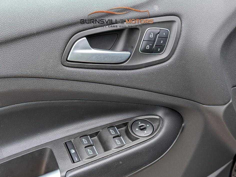 Ford Escape Titanium 4WD 2019