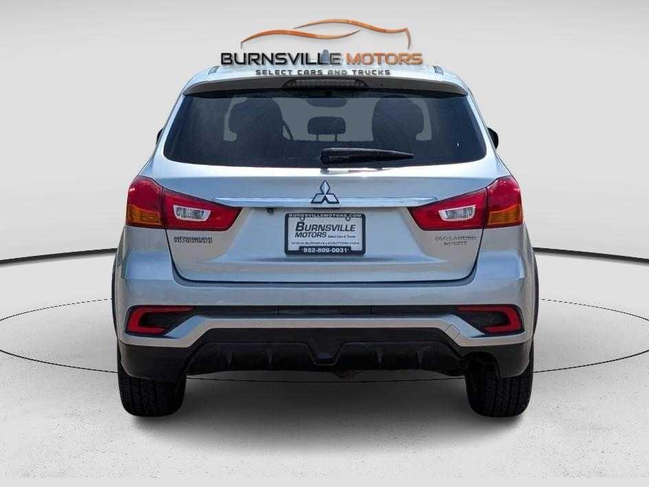 Mitsubishi Outlander Sport ES 2.0 AWC CVT 2019