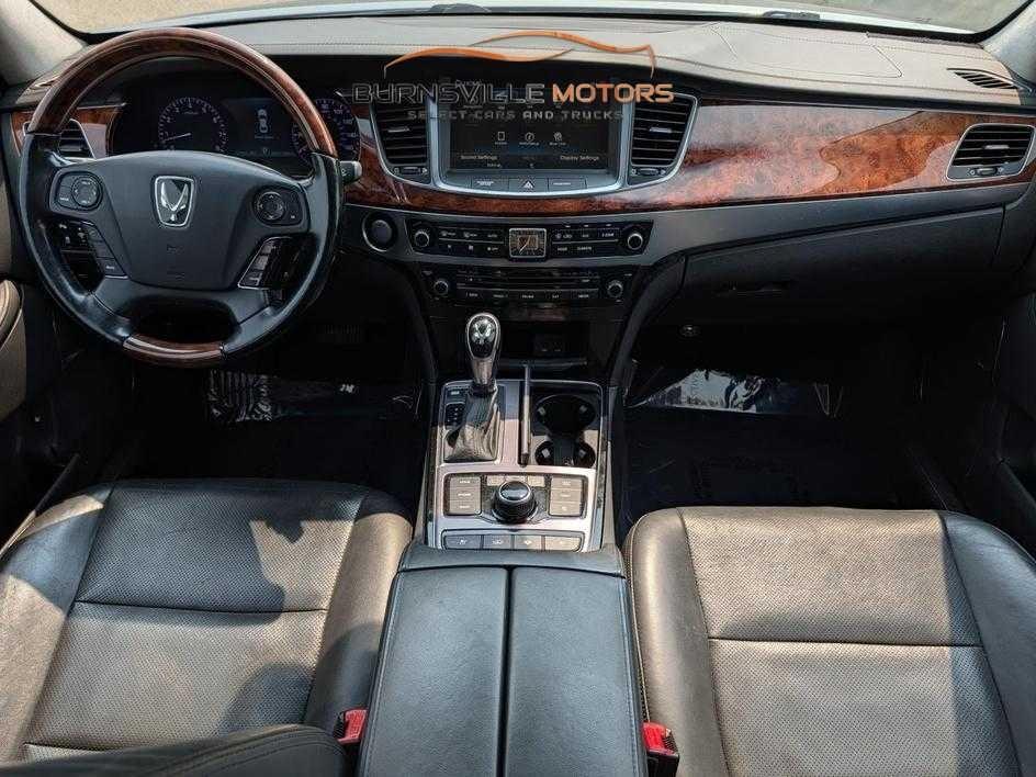 Hyundai Equus 4dr Sdn Signature 2014