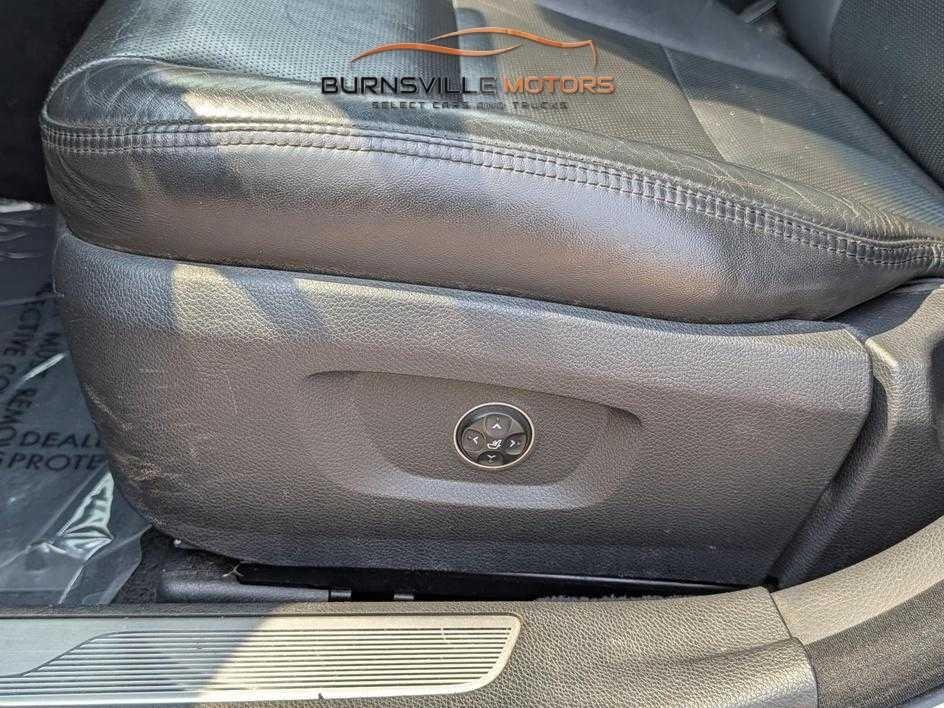 Hyundai Equus 4dr Sdn Signature 2014