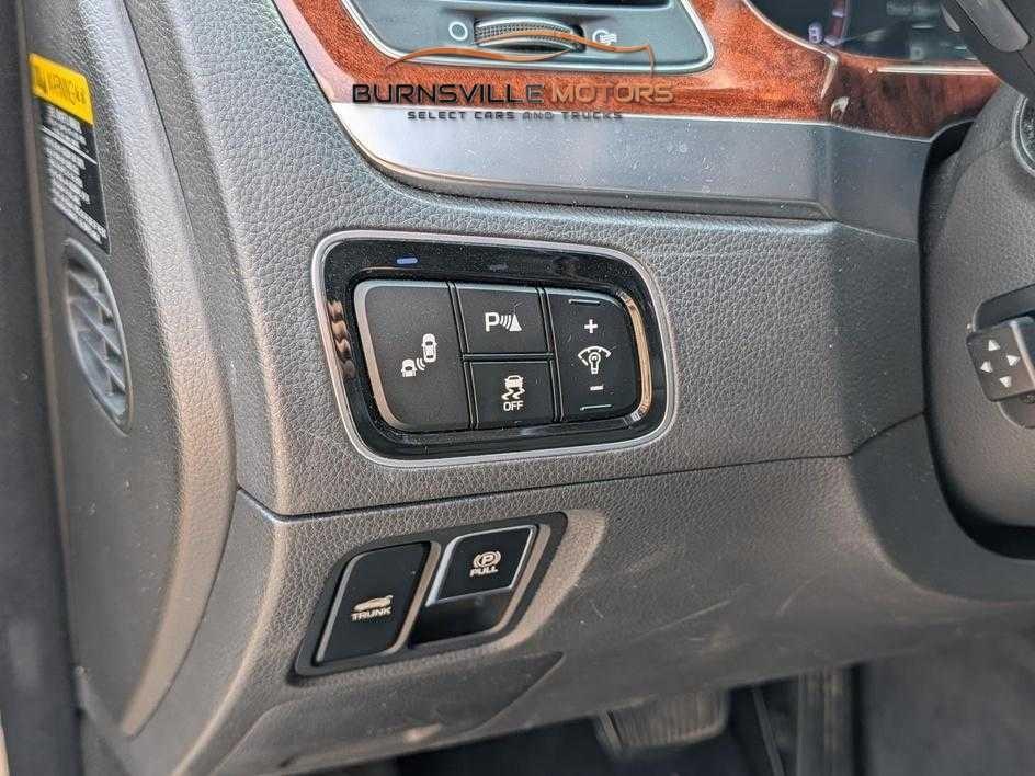 Hyundai Equus 4dr Sdn Signature 2014